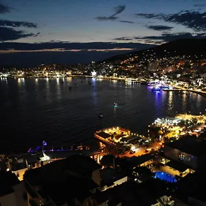 Afrodite , Sarandë Albania